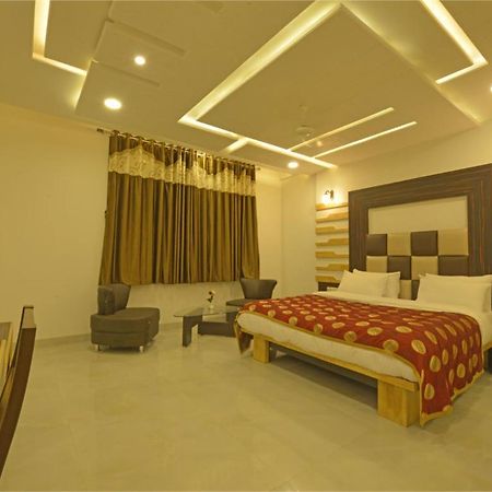 Hotel Jp International Aurangābād Extérieur photo