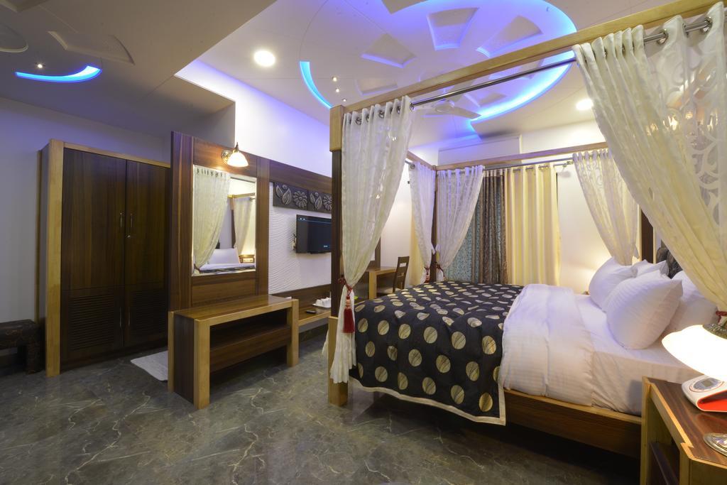 Hotel Jp International Aurangābād Extérieur photo